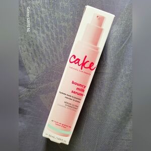 ⭐️Cake Bouncy Milk Serum⭐️